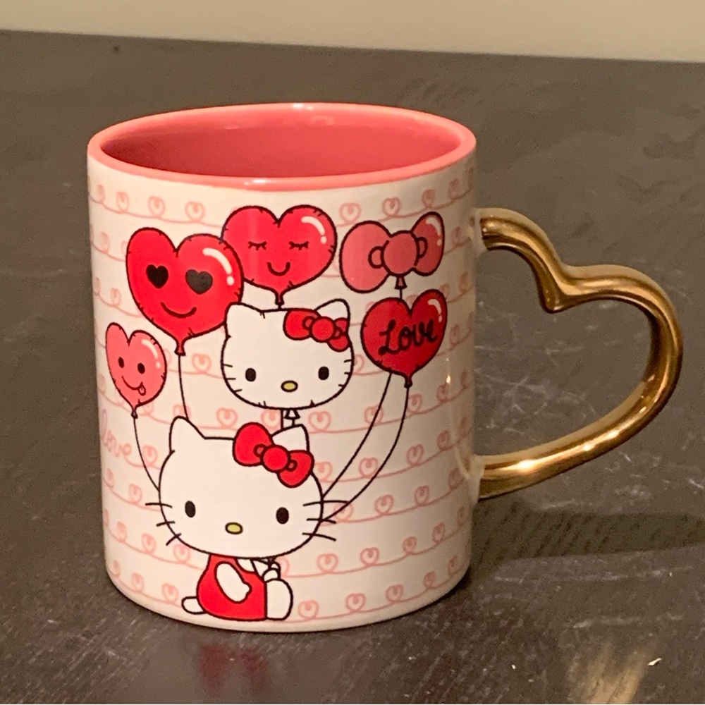 Hello Kitty Valentine’s Day Mug with Heart Shaped Handle - Picture 1 of 11